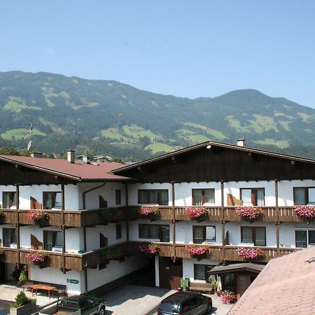 Gastehaus Daum Hostal Fügen Exterior foto